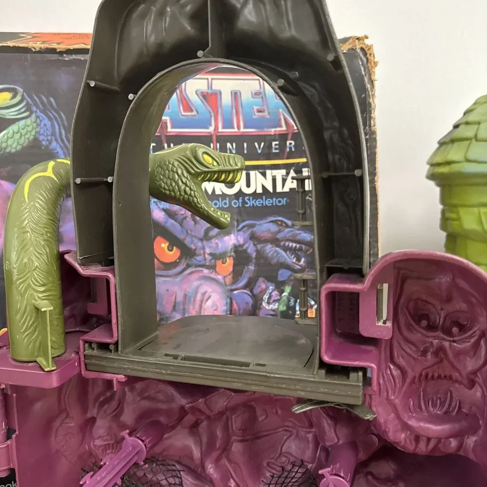 VTG 1983 He Man Masters Universe Snake Mountain Skeletor MOTU Incomplete w/Box - Picture 9 of 16
